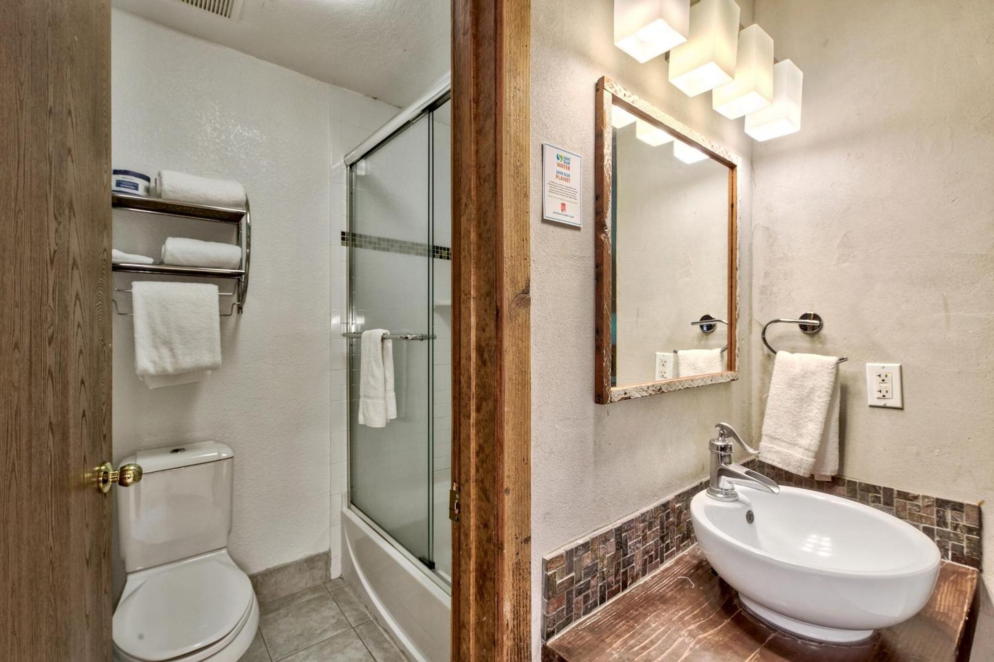 Inn At South Lake Tahoe Bagian luar foto