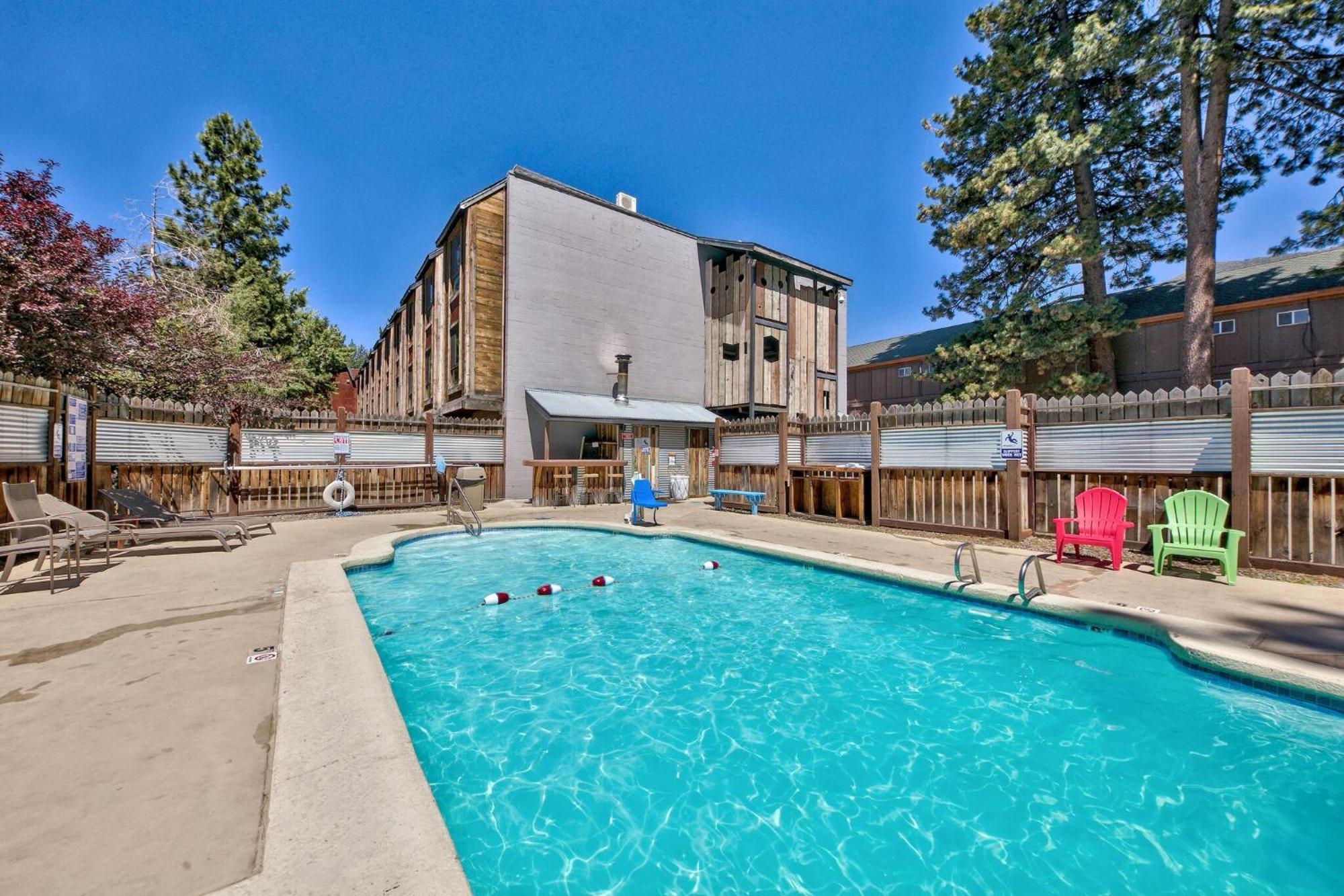 Inn At South Lake Tahoe Bagian luar foto