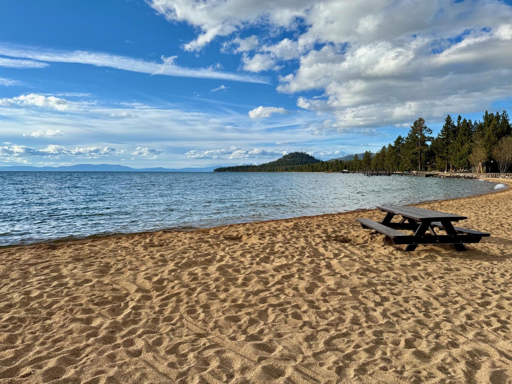 Inn At South Lake Tahoe Bagian luar foto